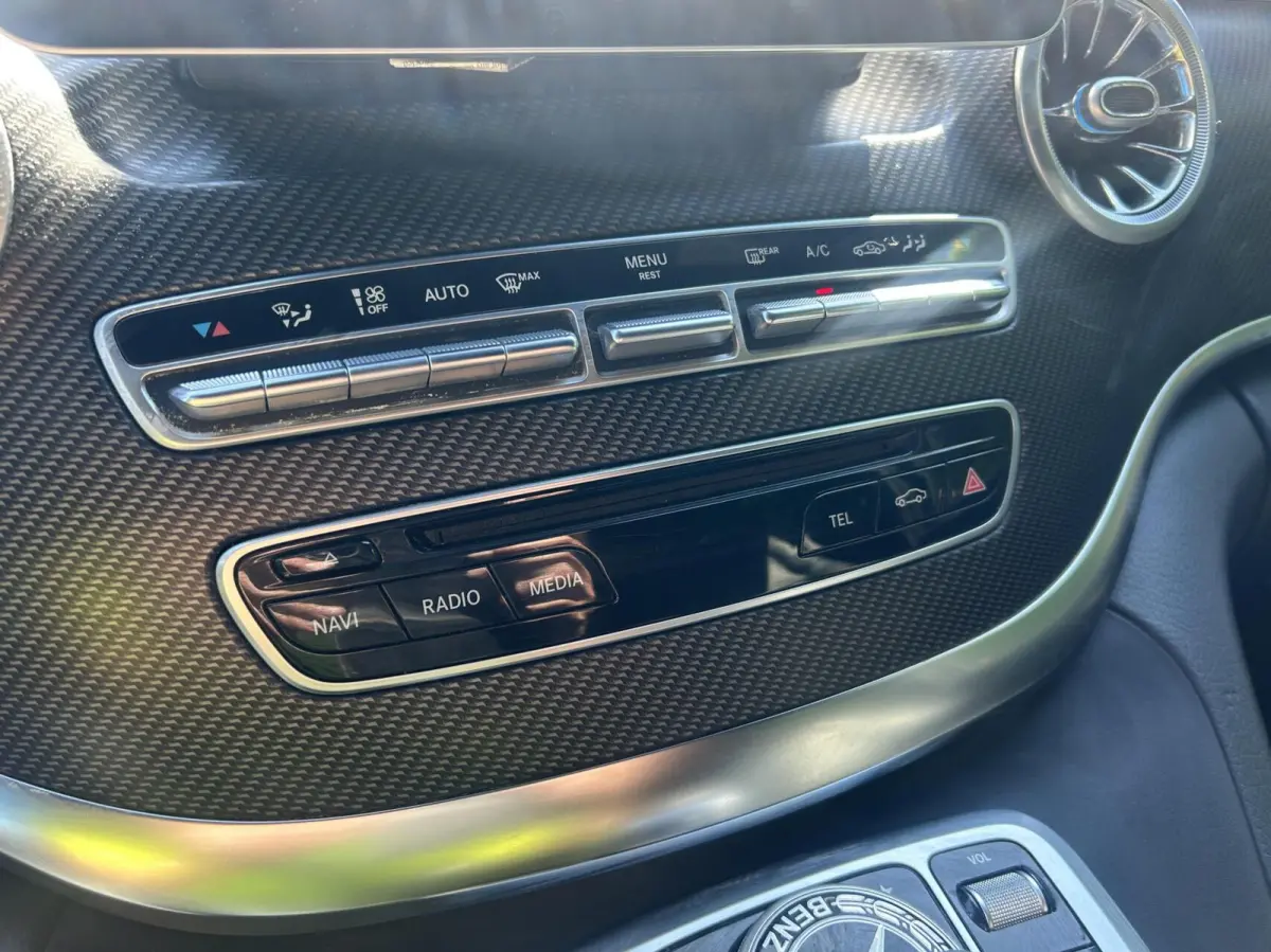 250 Lang DC Burmester 2x schuifdeur Netjes