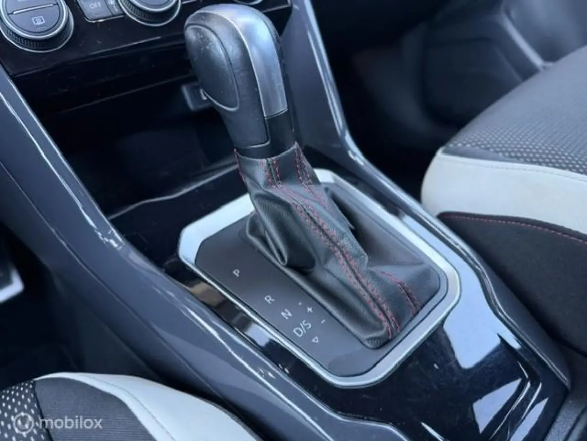 1.5 TSI Sport Business R AUTOMAAT