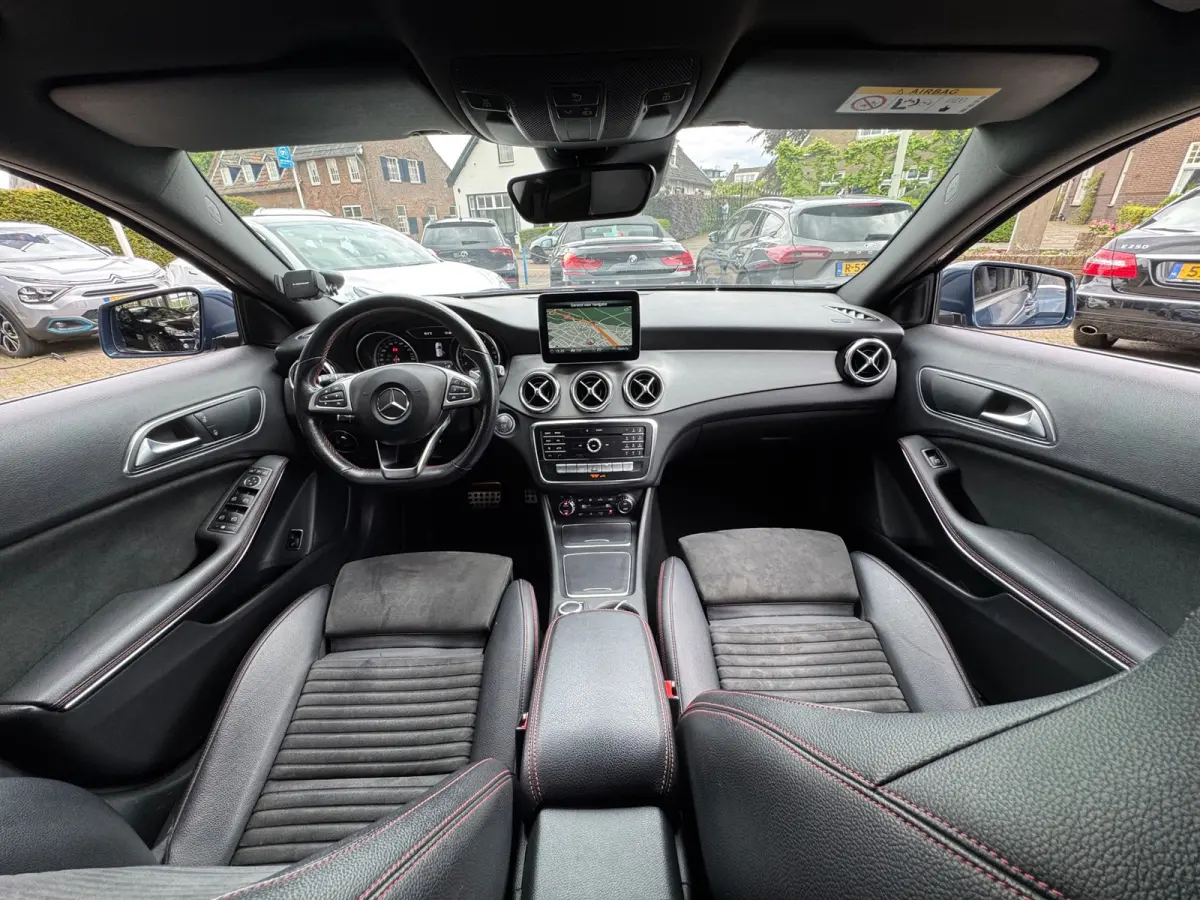 180 AMG Limited 2019 AUT NAVI CLIO
