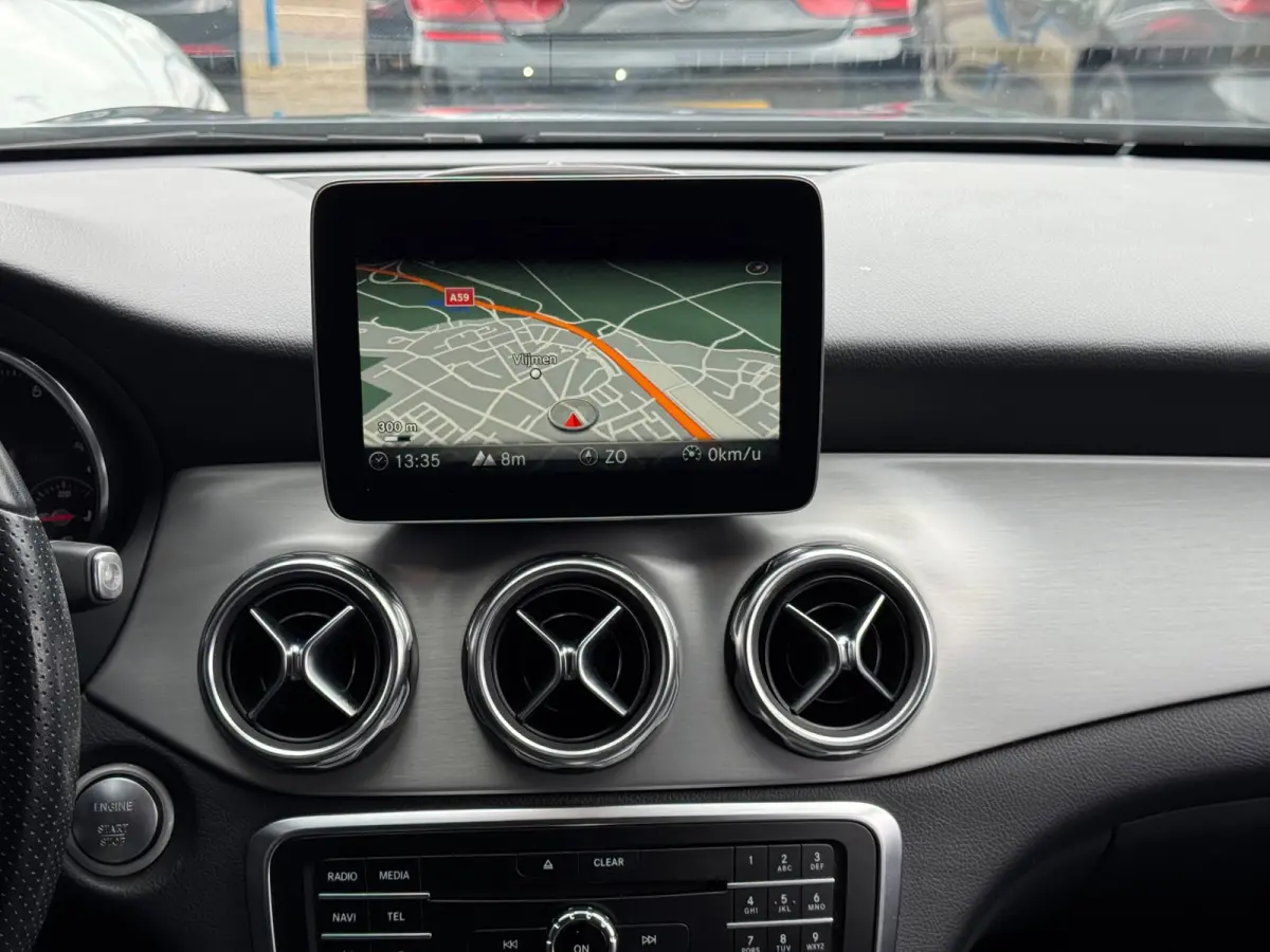 180 AMG Limited 2019 AUT NAVI CLIO
