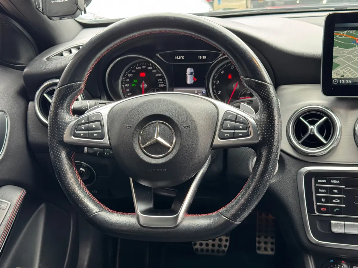 180 AMG Limited 2019 AUT NAVI CLIO