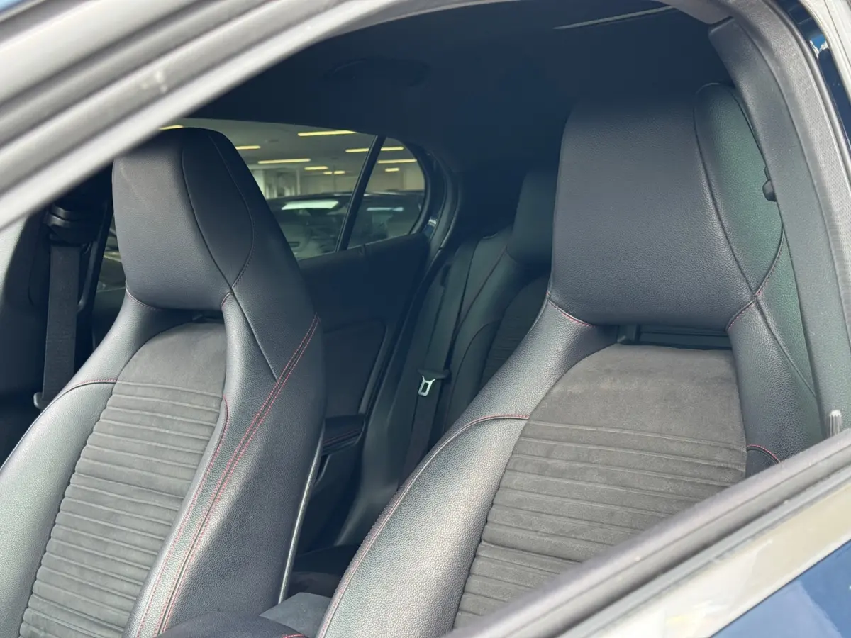 180 AMG Limited 2019 AUT NAVI CLIO
