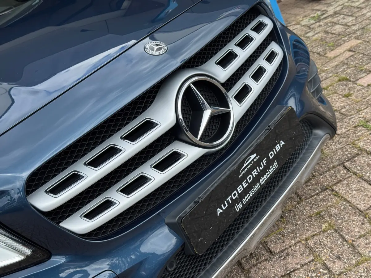 180 AMG Limited 2019 AUT NAVI CLIO