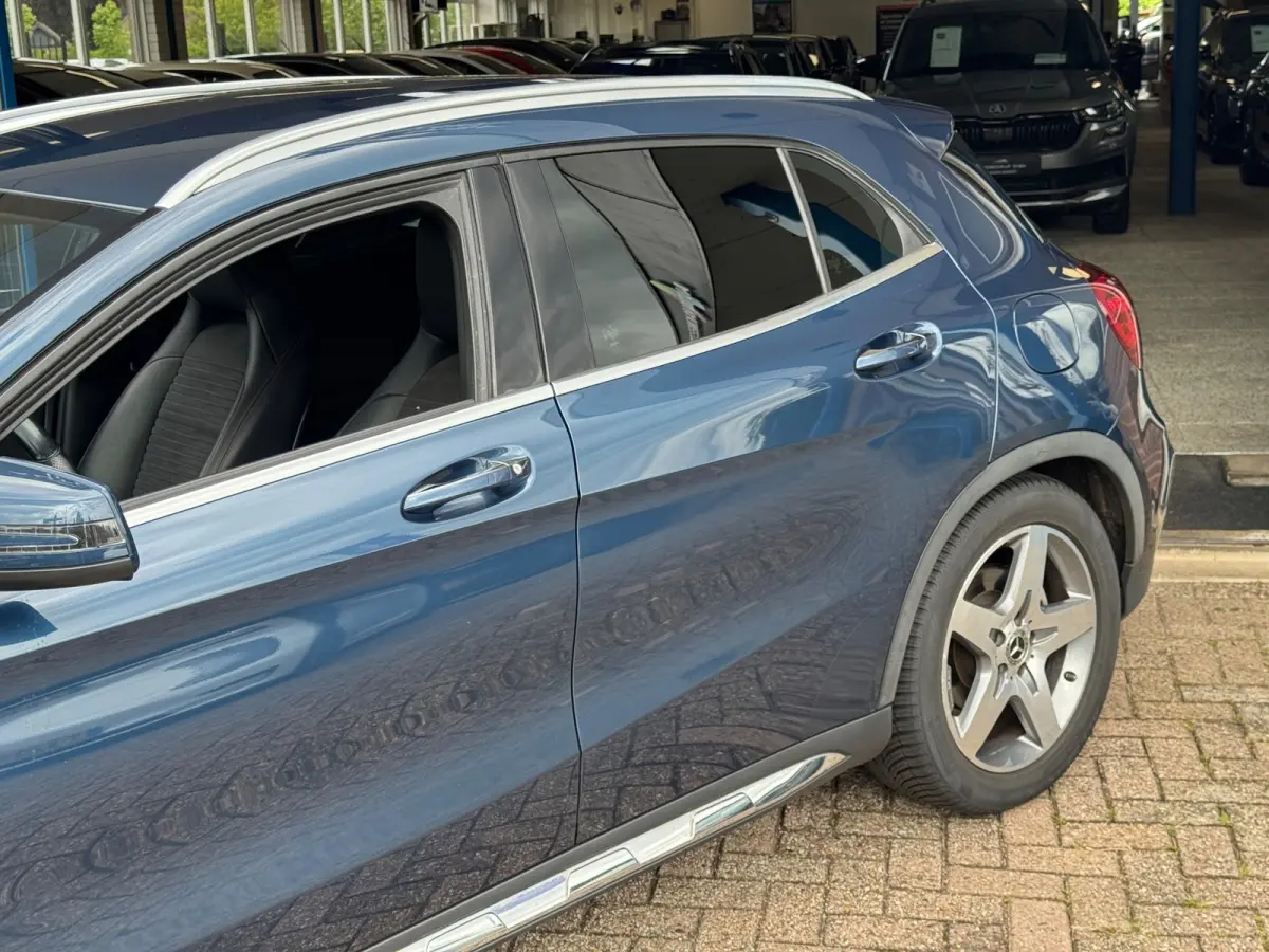 180 AMG Limited 2019 AUT NAVI CLIO