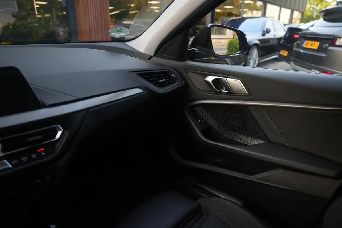 118i Executive Edition Sport stoel stuur verwarming Led