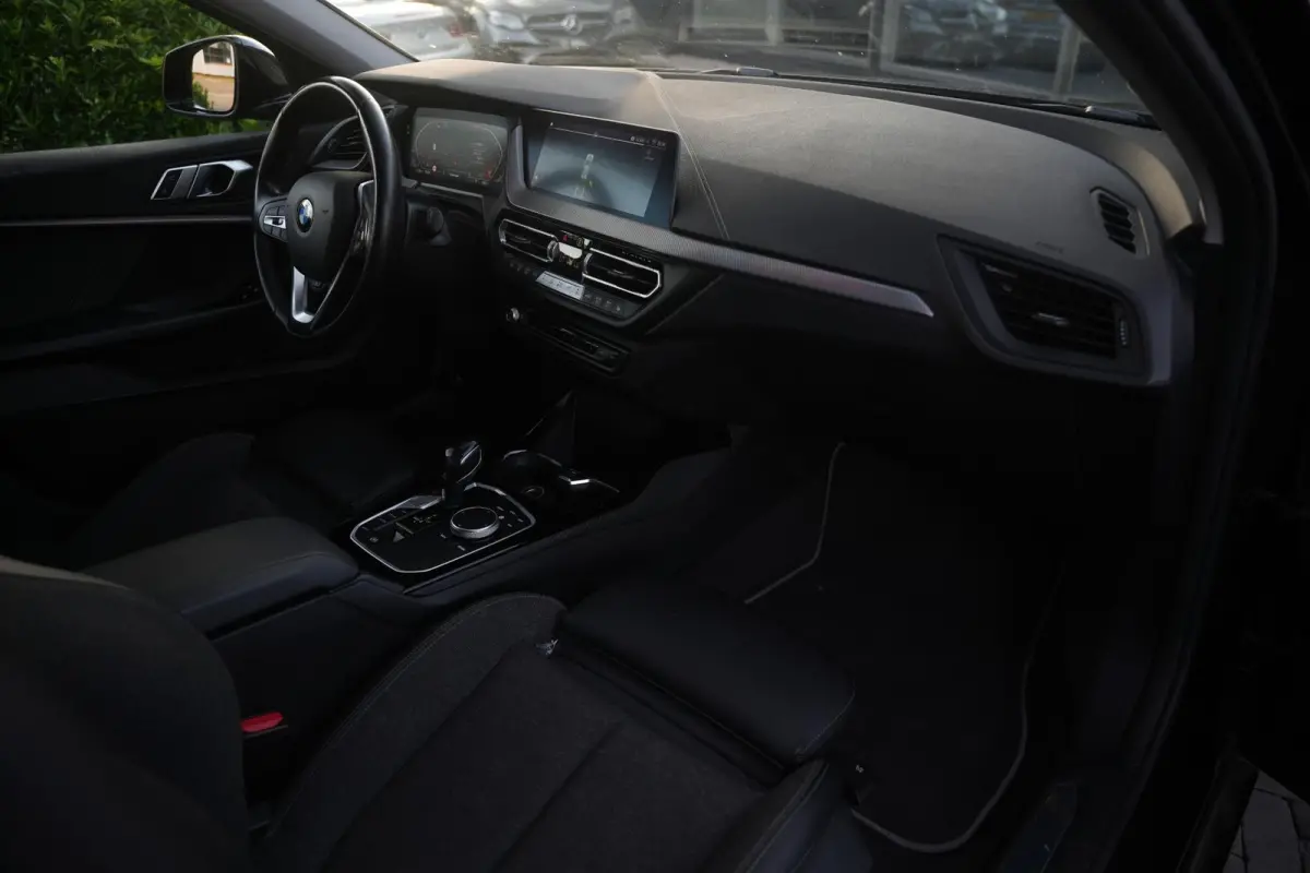 118i Executive Edition Sport stoel stuur verwarming Led