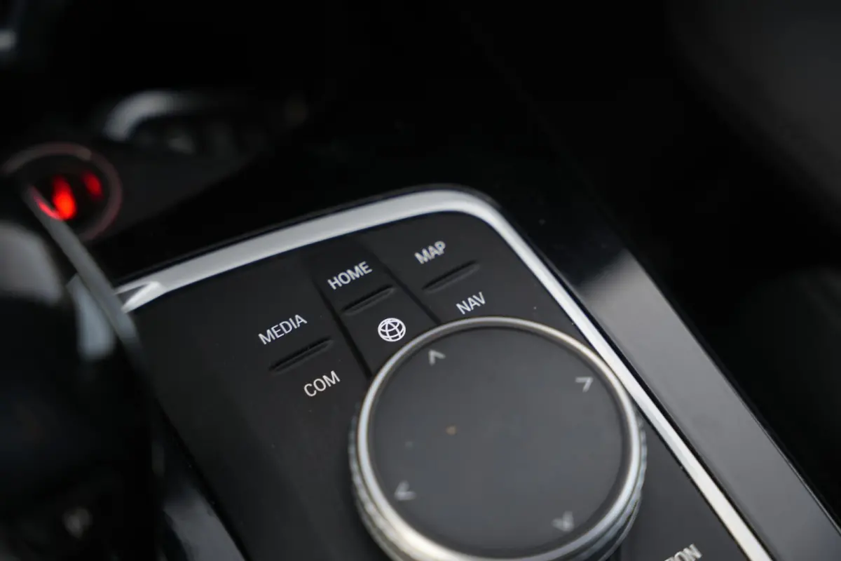 118i Executive Edition Sport stoel stuur verwarming Led