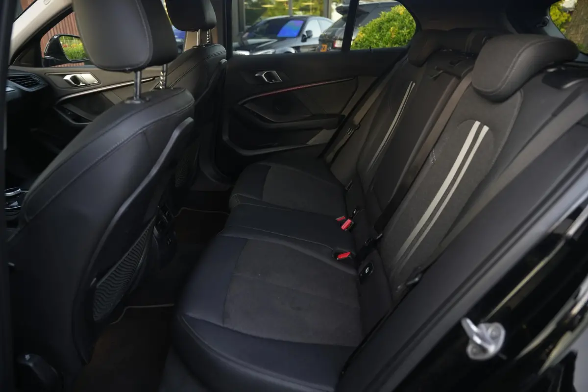 118i Executive Edition Sport stoel stuur verwarming Led