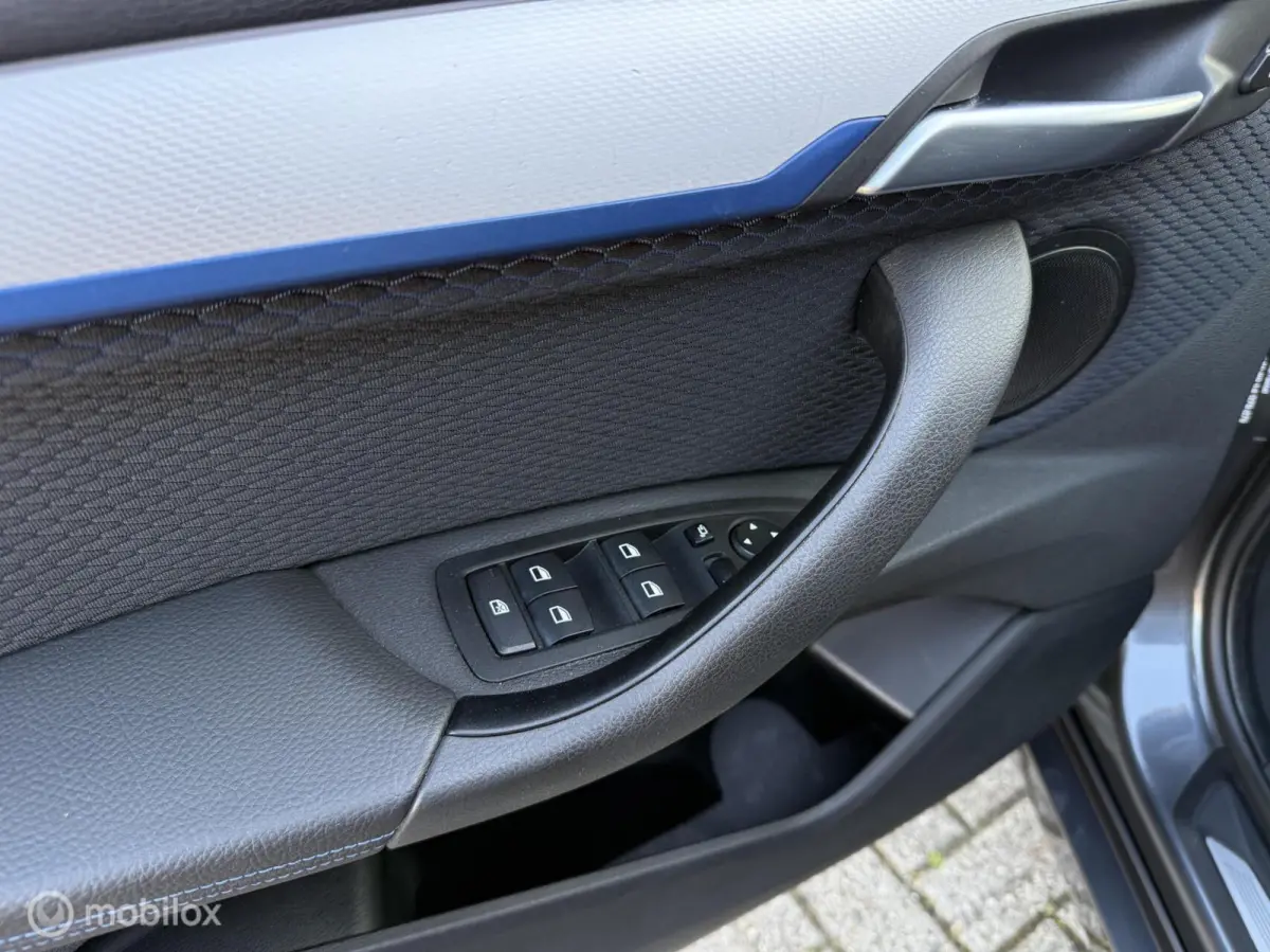 xDrive20i M-Pakket PANORAMADAK | NIEUWSTAAT