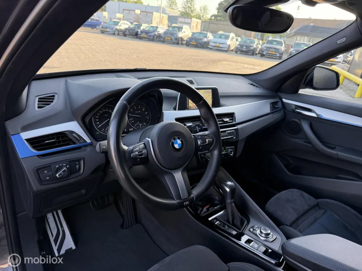 xDrive20i M-Pakket PANORAMADAK | NIEUWSTAAT