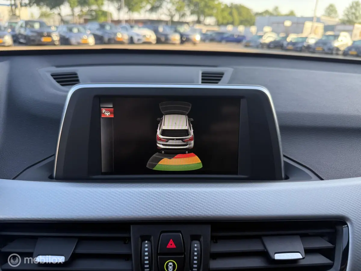 xDrive20i M-Pakket PANORAMADAK | NIEUWSTAAT