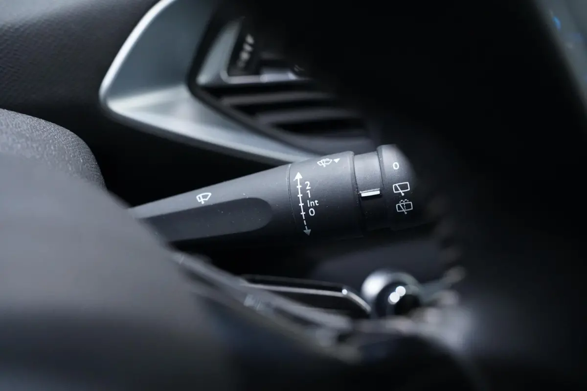 1.2 PureTech Blue Lease Dis.Riem v.v. 122.530 km Navi Clima Apple Carplay Cruise