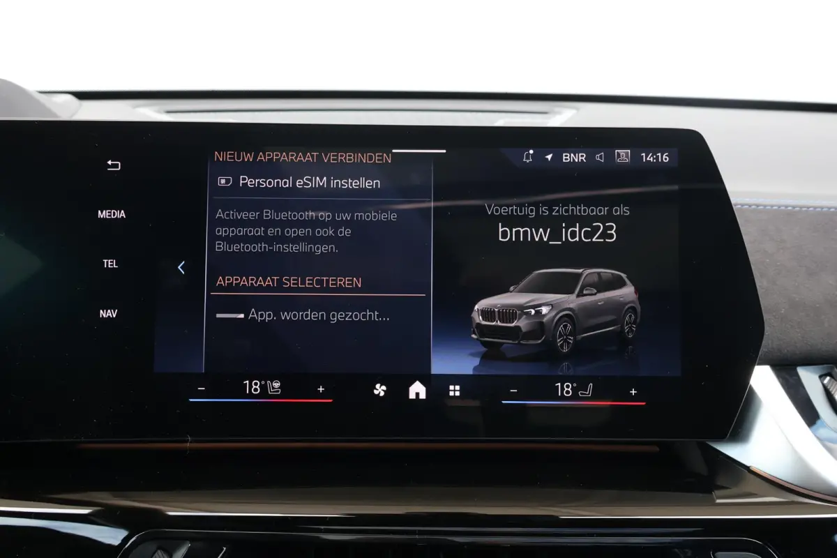 xDrive30e | SoH 100% | Sport Pakket Pro | Pano Dak | M-Sportstoelen | Harman Kardon | Driving Assistant Professional | 20'' LM | Elektr. Verstelbare Voorstoelen | Head-Up |