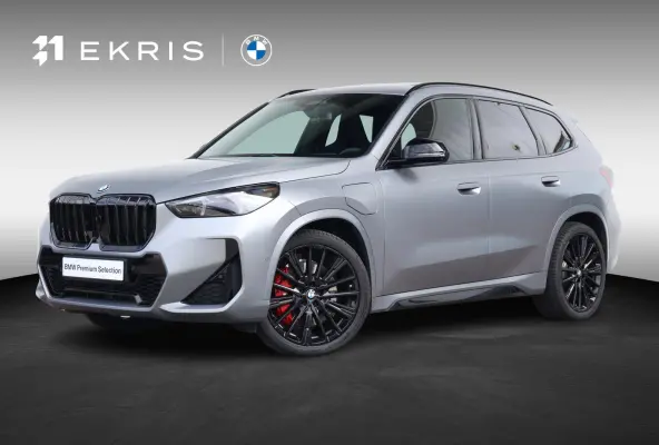 xDrive30e | SoH 100% | Sport Pakket Pro | Pano Dak | M-Sportstoelen | Harman Kardon | Driving Assistant Professional | 20'' LM | Elektr. Verstelbare Voorstoelen | Head-Up |