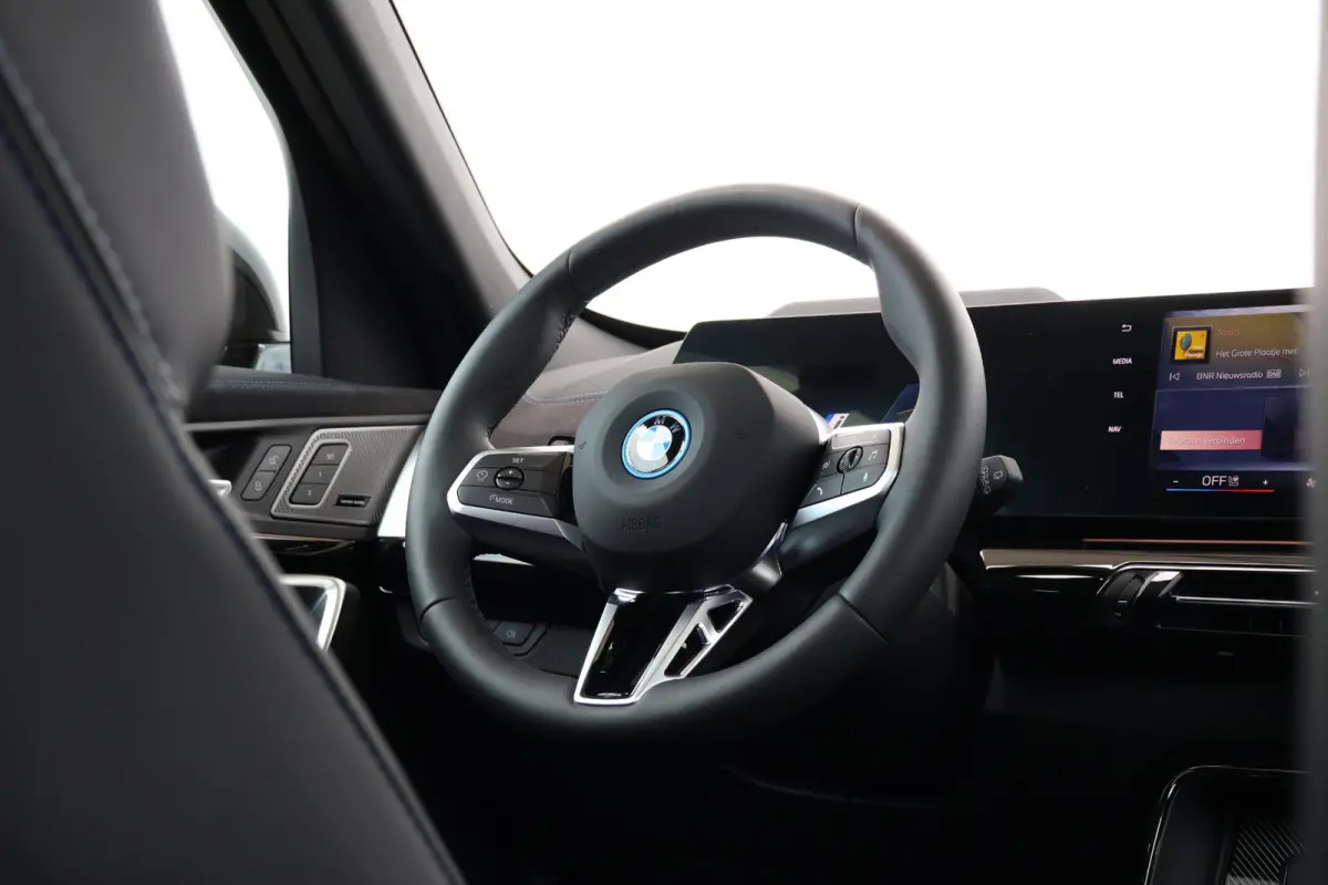 xDrive30e | SoH 100% | Sport Pakket Pro | Pano Dak | M-Sportstoelen | Harman Kardon | Driving Assistant Professional | 20'' LM | Elektr. Verstelbare Voorstoelen | Head-Up |
