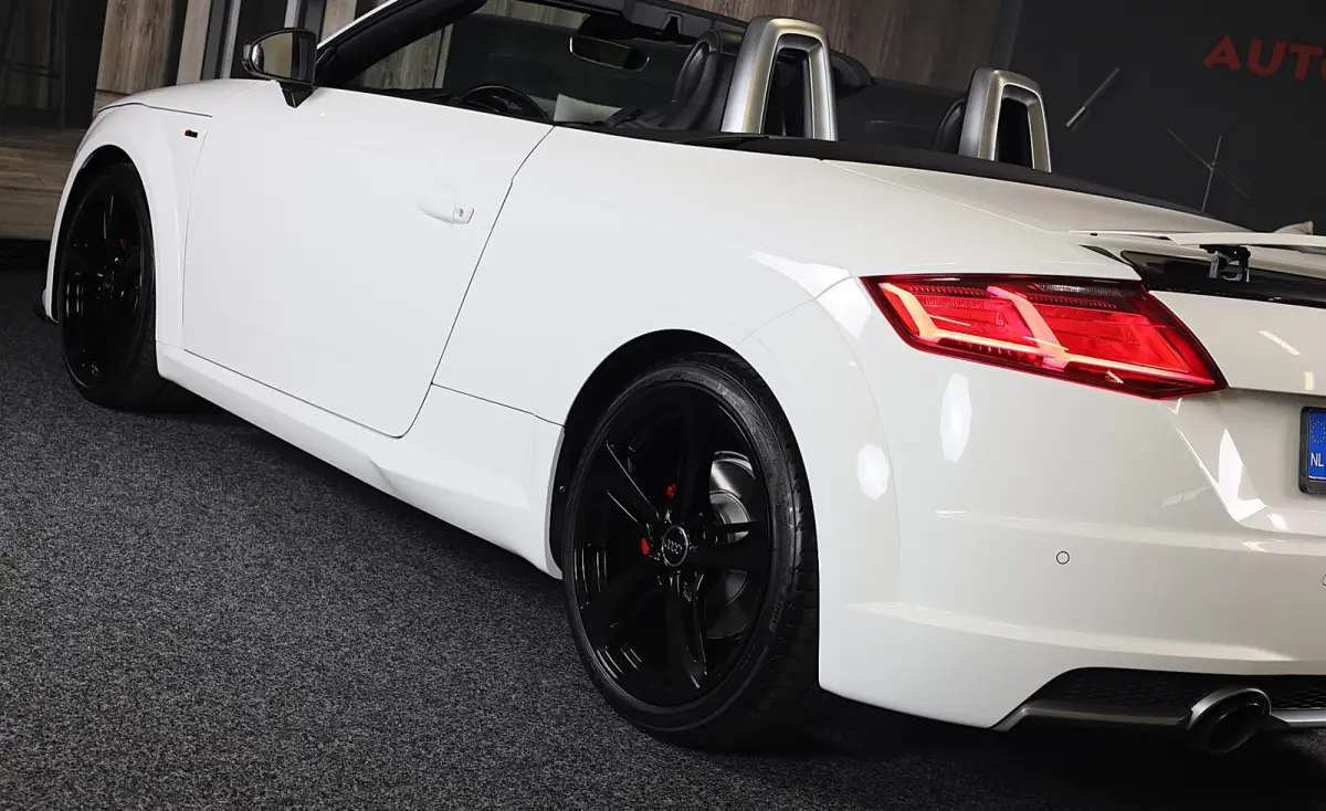 2.0 TFSI Quattro S Line / 230 PK / Virtual Cockpit / AUT / Navi / Camera / Ecc / Elek Pakket / Led / Pdc / 19 Inc