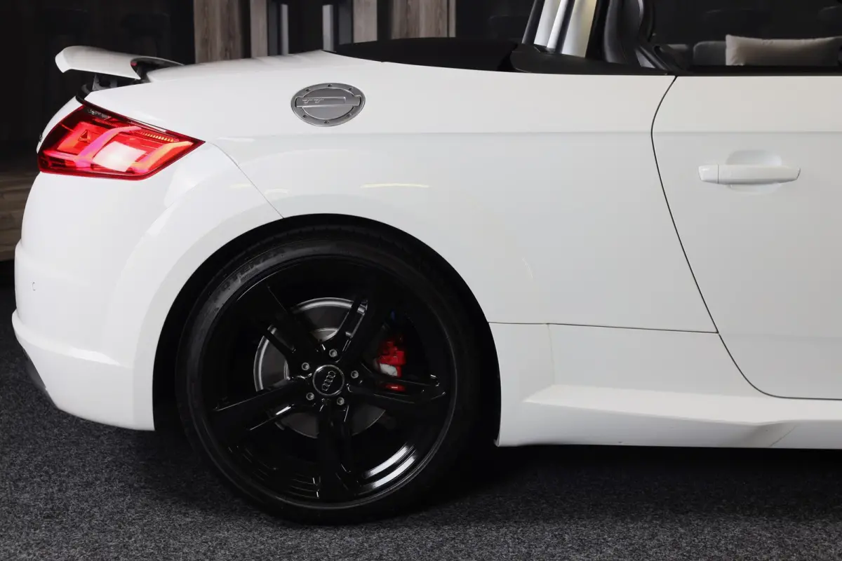 2.0 TFSI Quattro S Line / 230 PK / Virtual Cockpit / AUT / Navi / Camera / Ecc / Elek Pakket / Led / Pdc / 19 Inc