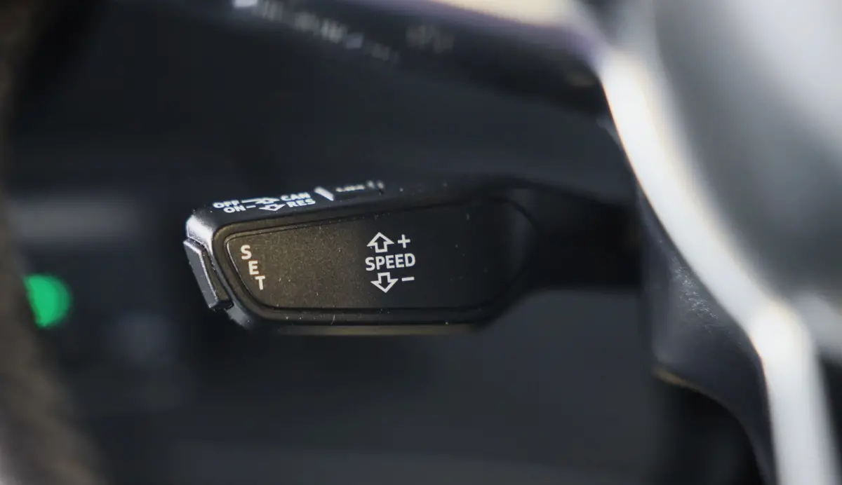 2.0 TFSI Quattro S Line / 230 PK / Virtual Cockpit / AUT / Navi / Camera / Ecc / Elek Pakket / Led / Pdc / 19 Inc