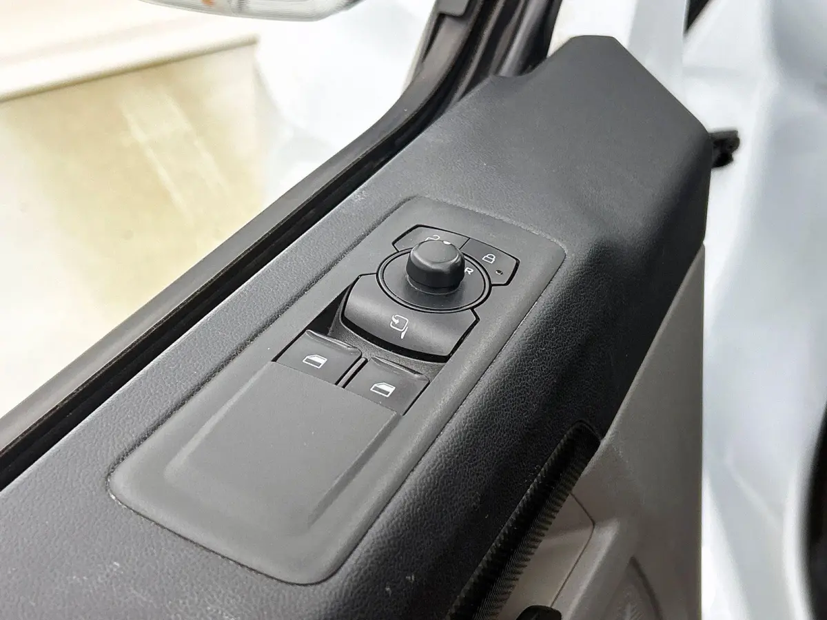 280 2.0 TDCI L1H1 Trend Navi Cruise Camera Parkeersensoren Trekhaak