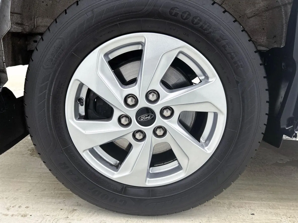 280 2.0 TDCI L1H1 Trend Navi Cruise Camera Parkeersensoren Trekhaak