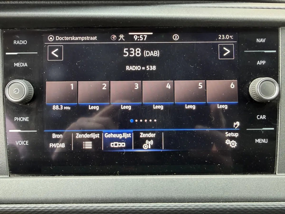 2.0 TDI 110PK Euro 6 L2H1 28 Highline Cruise Control/trekhaak/carplay