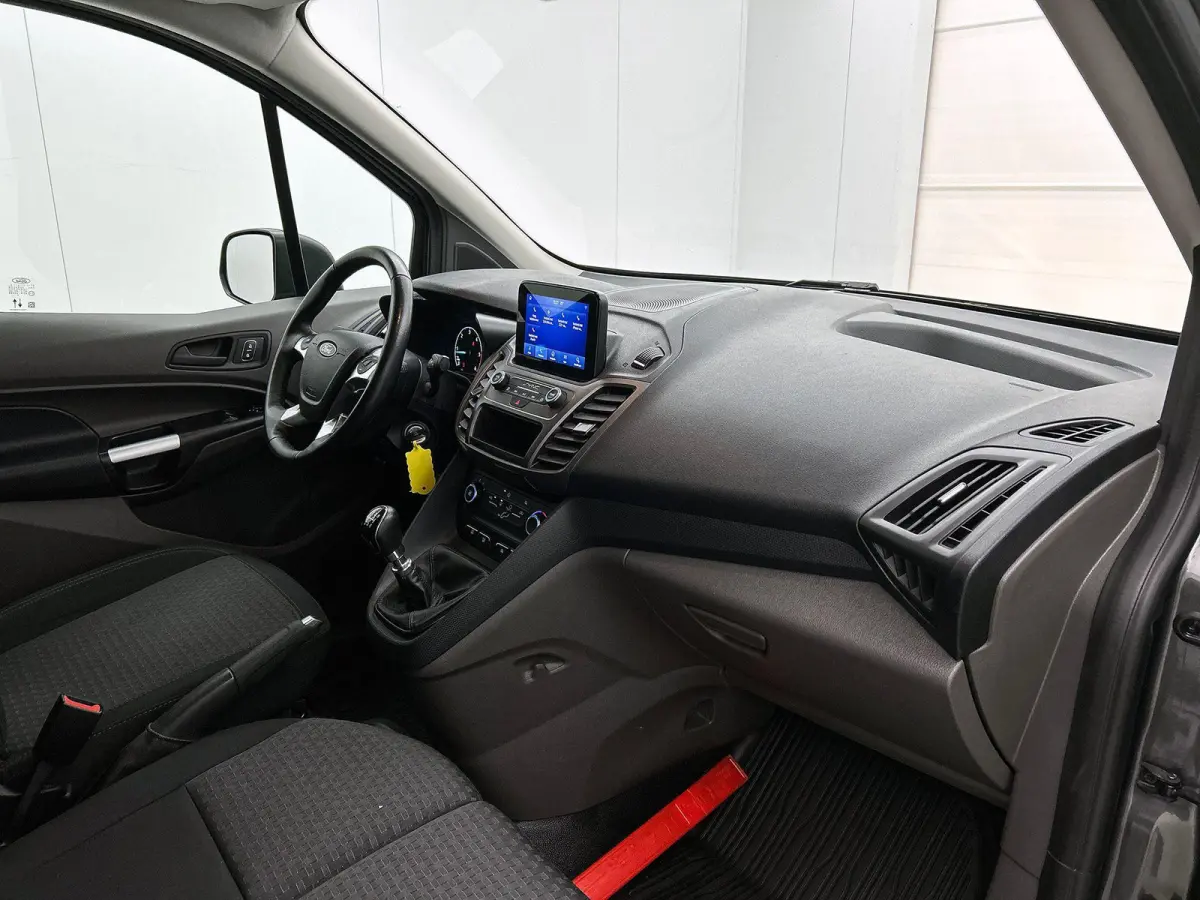 1.5 EcoBlue L2 Trend 3-zits Airco Navigatie Parkeersensoren Camera Cruise Control LM Velgen