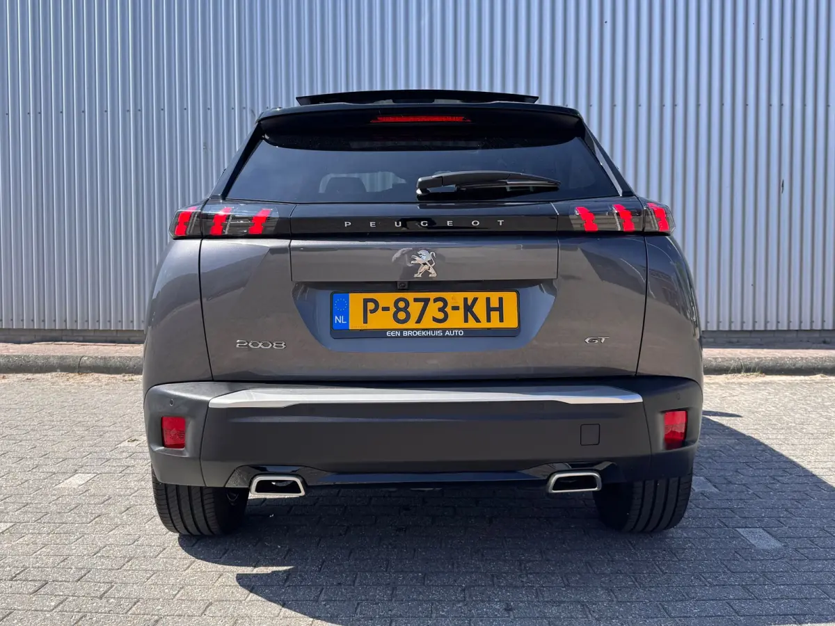 1.2 130PK GT Automaat | Bomvol! | Afneembare Trekhaak | Premium Focal Audio | Alcantara | Panoramadak | | DAB ontvanger | Dakrails | Dimlichten automatisch