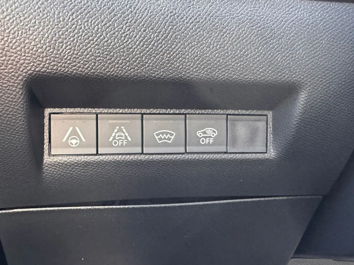 1.2 130PK GT Automaat | Bomvol! | Afneembare Trekhaak | Premium Focal Audio | Alcantara | Panoramadak | | DAB ontvanger | Dakrails | Dimlichten automatisch