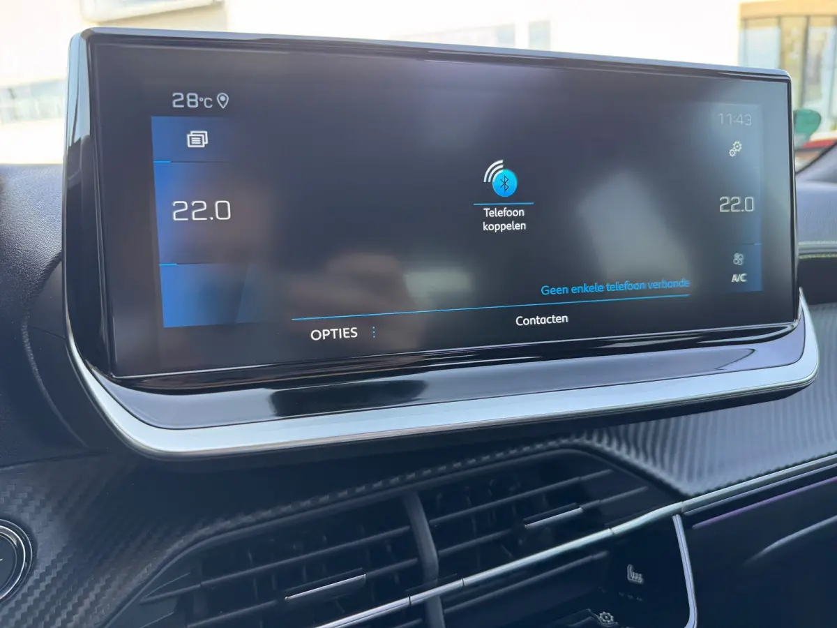 1.2 130PK GT Automaat | Bomvol! | Afneembare Trekhaak | Premium Focal Audio | Alcantara | Panoramadak | | DAB ontvanger | Dakrails | Dimlichten automatisch