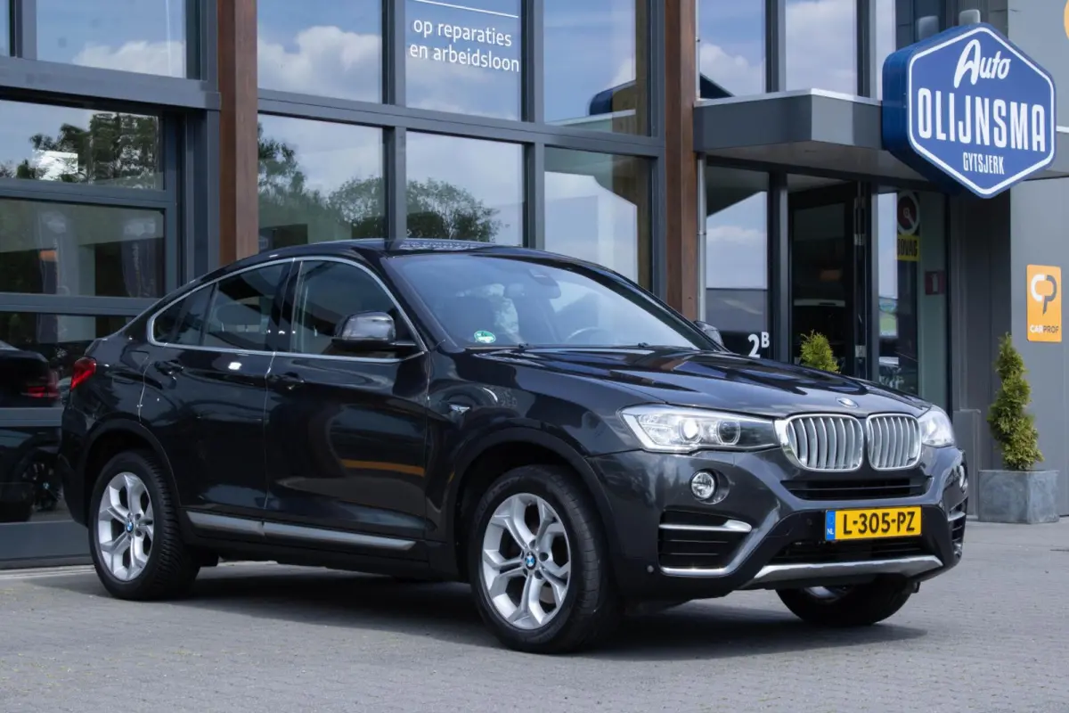 xDrive28i Centennial High Executive|Camera|Dodehoek|Leder|