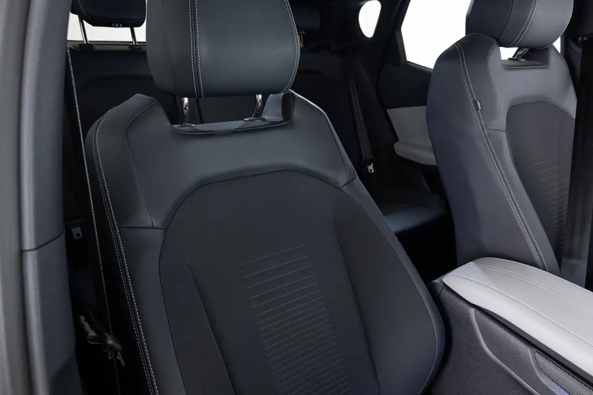 Premium Extended Range RWD 77 kWh | PANORAMADAK | AGR Stoelen | Warmte pomp | SOH100%
