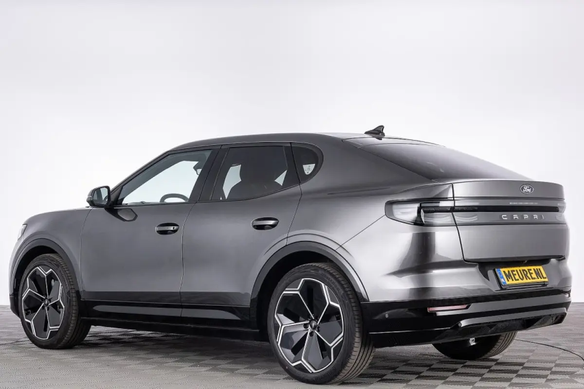 Premium Extended Range RWD 77 kWh | PANORAMADAK | AGR Stoelen | Warmte pomp | SOH100%