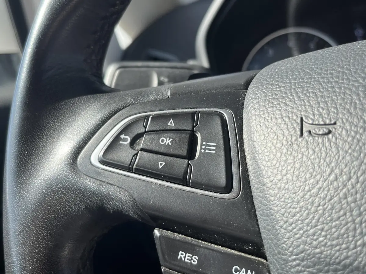 1.0 EcoBoost Titanium | Climate Control | Cruise Control | Afneembare Trekhaak | Achteruitrijcamera | B&O-Soundsystem | Navigatie | BLIS | Apple Carplay/ Android Auto |