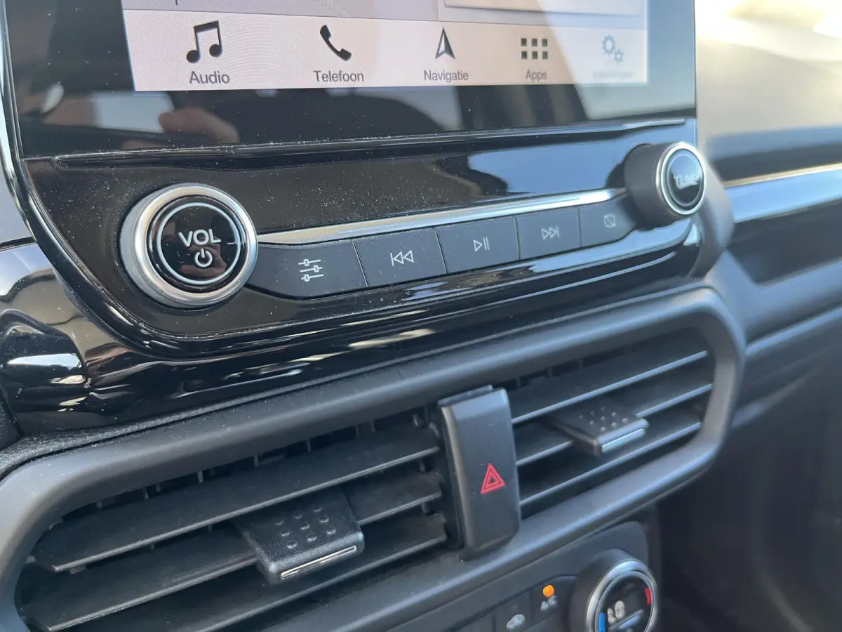 1.0 EcoBoost Titanium | Climate Control | Cruise Control | Afneembare Trekhaak | Achteruitrijcamera | B&O-Soundsystem | Navigatie | BLIS | Apple Carplay/ Android Auto |