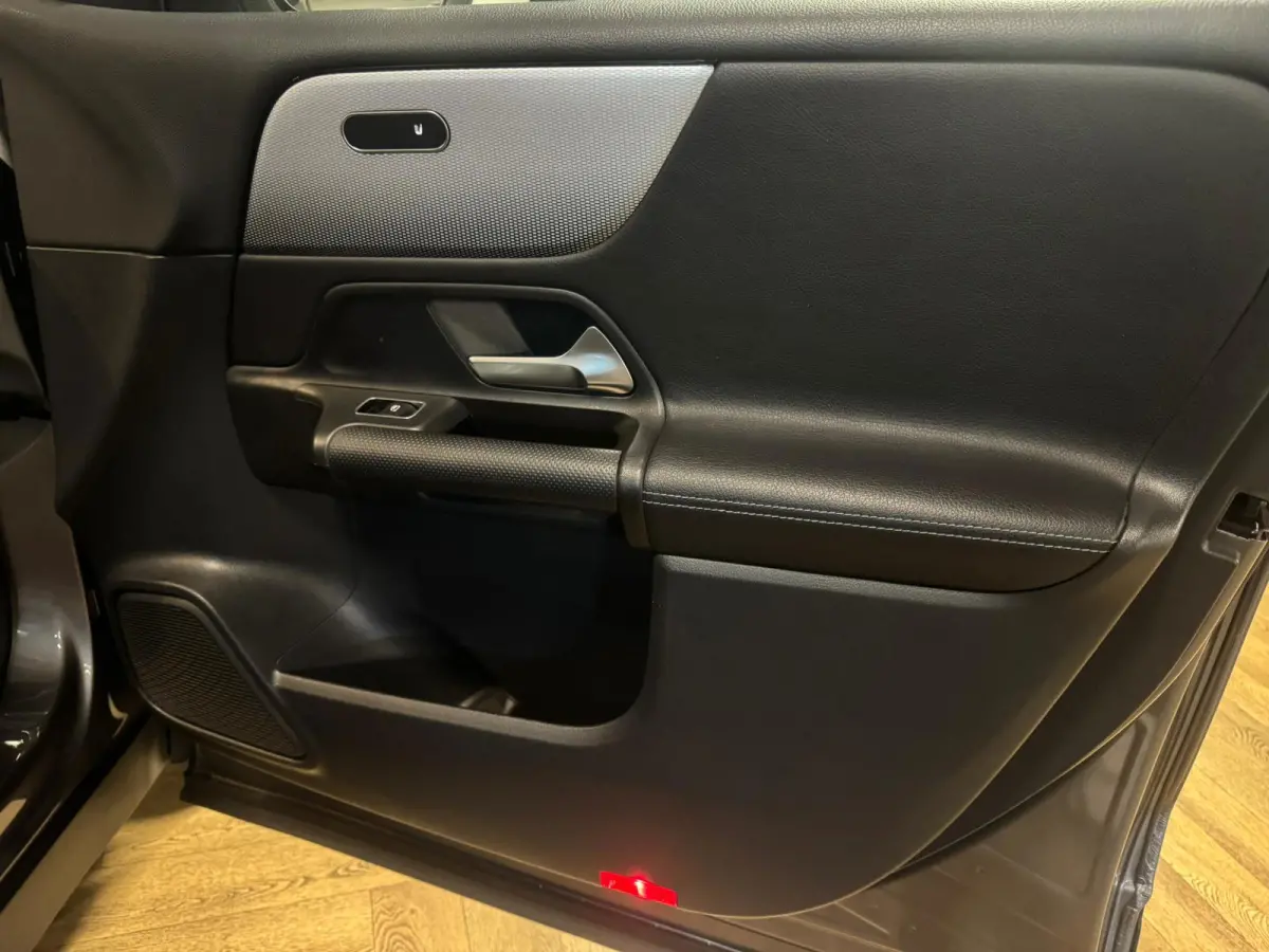 250 4MATIC PANO KEYLESS CAM