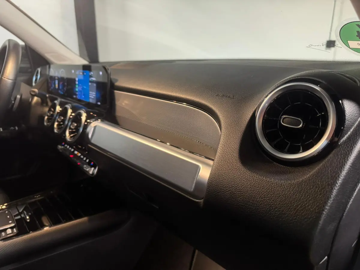 250 4MATIC PANO KEYLESS CAM