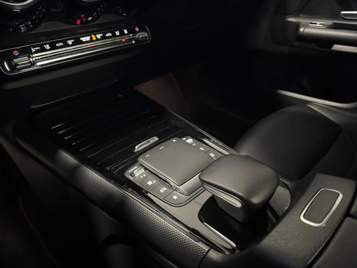 250 4MATIC PANO KEYLESS CAM