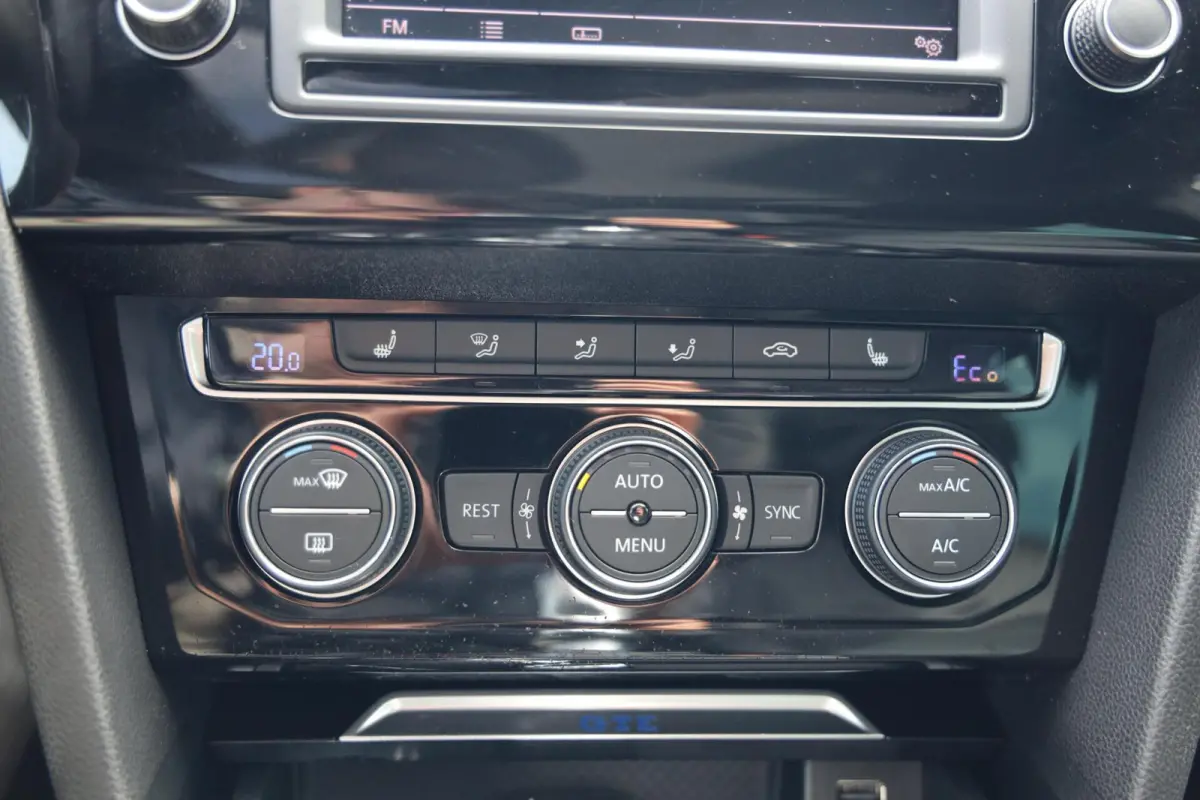 1.4 TSI GTE Connected Series Plus|Pano|Navi|Stoelverwarming|