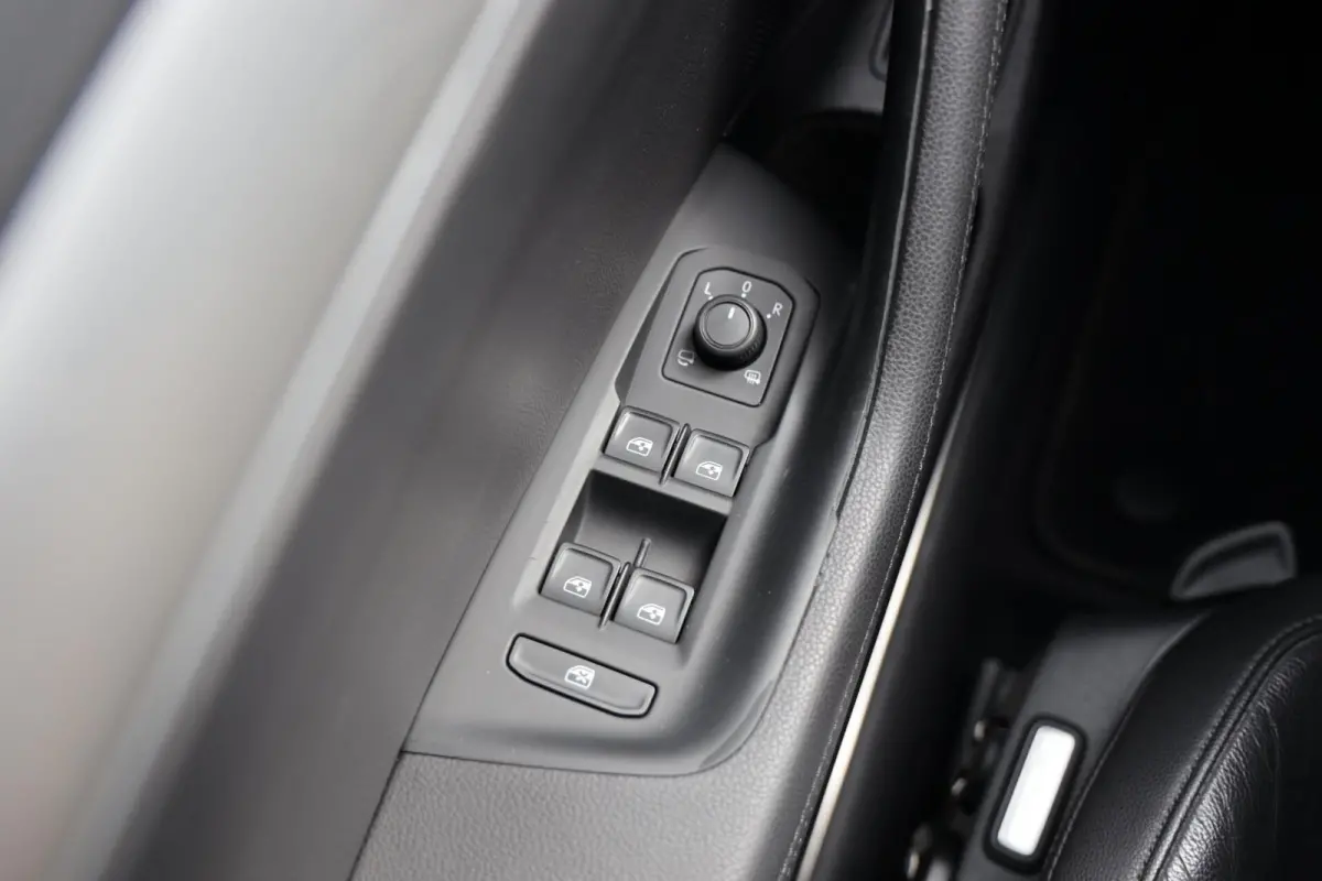 1.4 TSI GTE Connected Series Plus|Pano|Navi|Stoelverwarming|