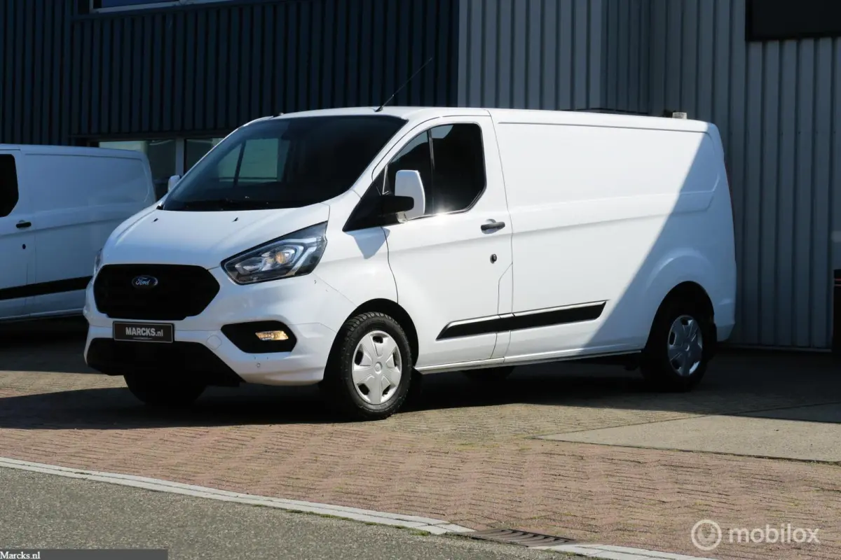 340 2.0 TDCI L2H1 Limited Automaat EURO6