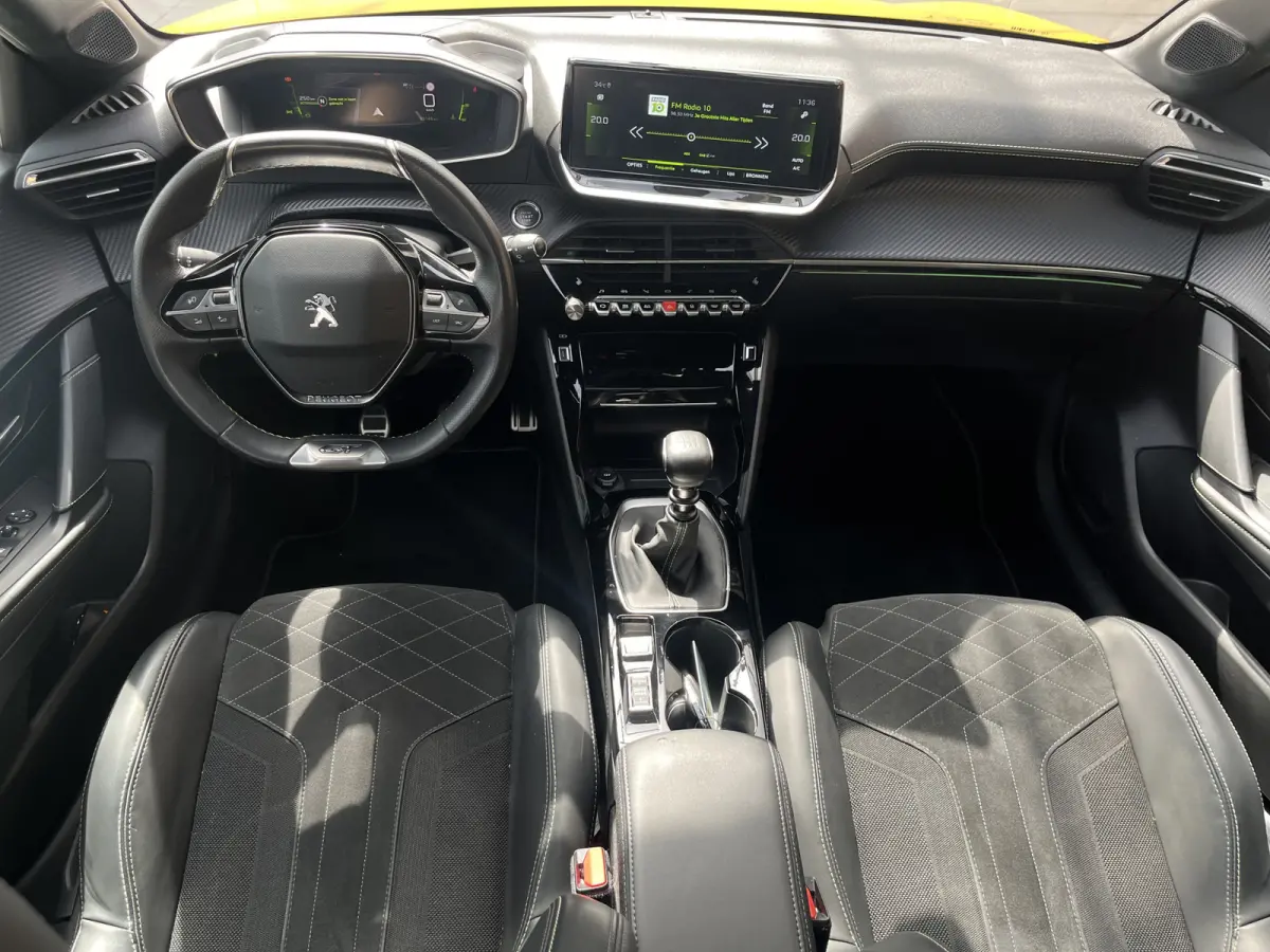 PureTech 100 GT | Panoramadak | Keyless | Adaptive Cruise Control | Stoelverwarming |