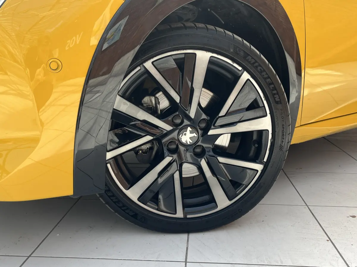 PureTech 100 GT | Panoramadak | Keyless | Adaptive Cruise Control | Stoelverwarming |