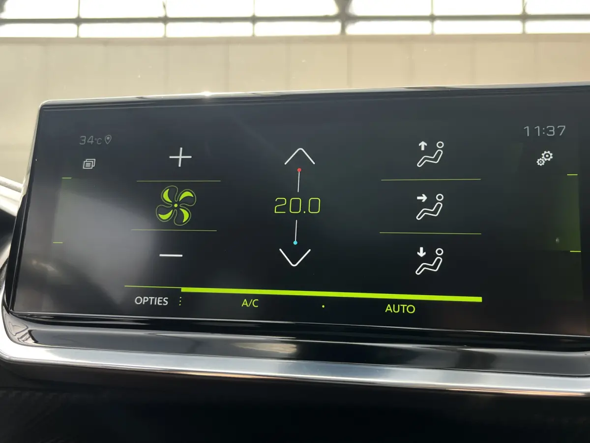 PureTech 100 GT | Panoramadak | Keyless | Adaptive Cruise Control | Stoelverwarming |
