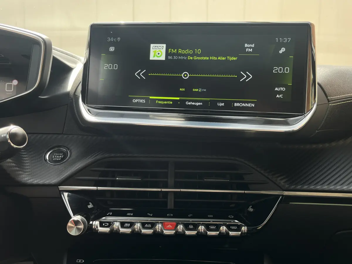 PureTech 100 GT | Panoramadak | Keyless | Adaptive Cruise Control | Stoelverwarming |