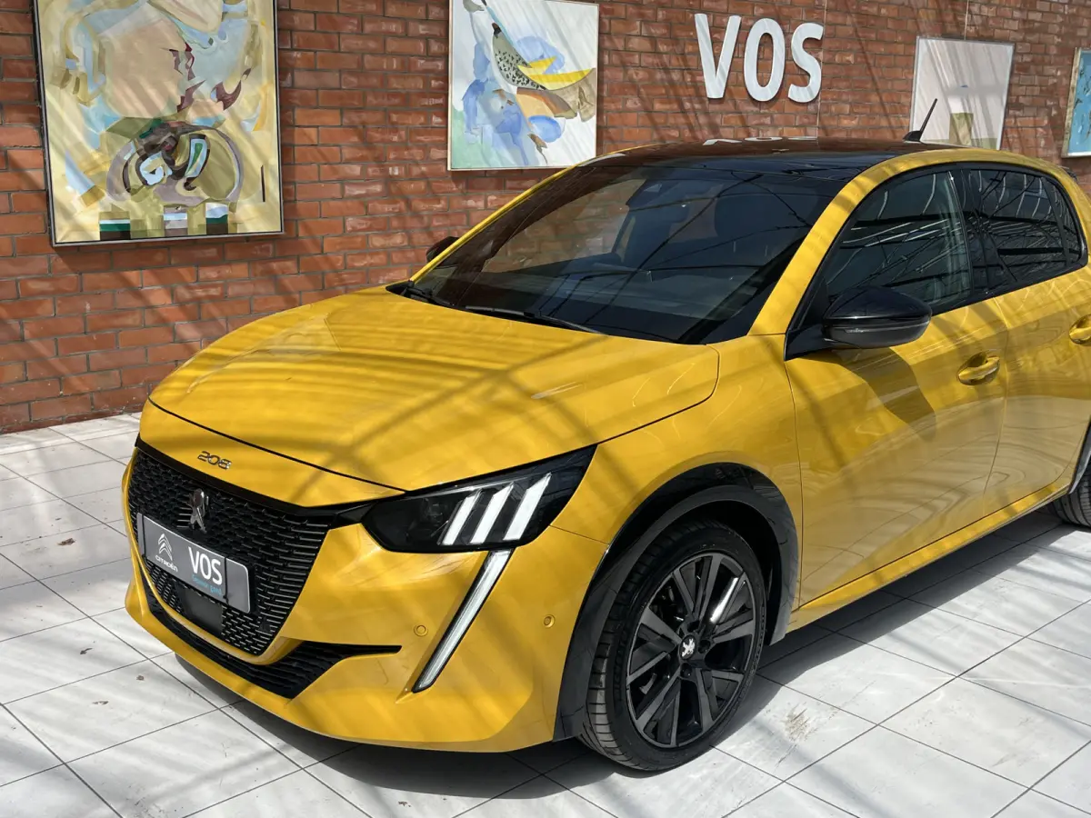 PureTech 100 GT | Panoramadak | Keyless | Adaptive Cruise Control | Stoelverwarming |