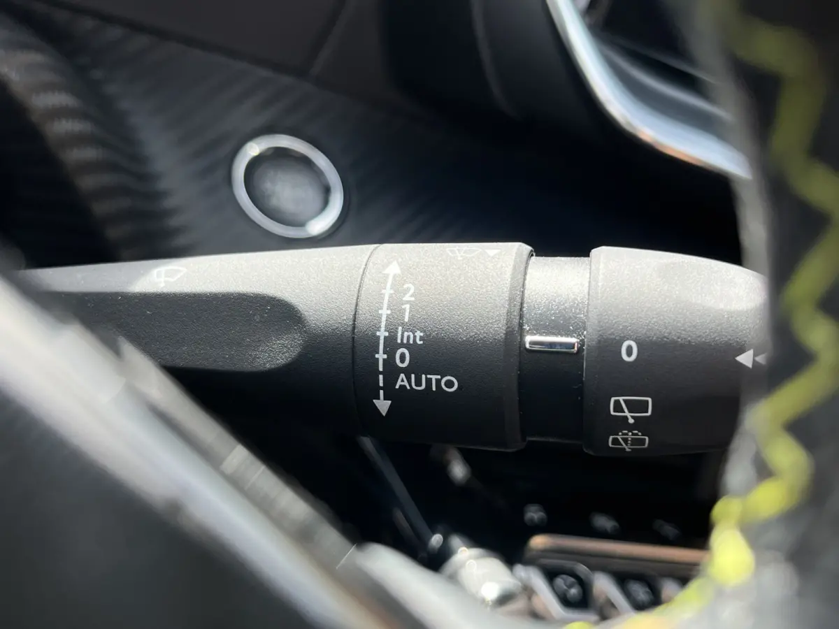 PureTech 100 GT | Panoramadak | Keyless | Adaptive Cruise Control | Stoelverwarming |