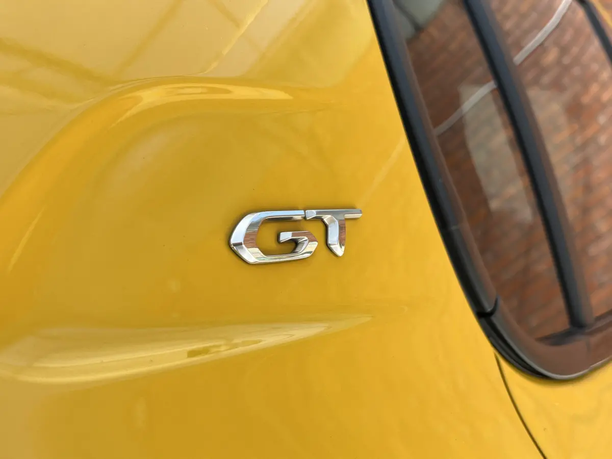 PureTech 100 GT | Panoramadak | Keyless | Adaptive Cruise Control | Stoelverwarming |
