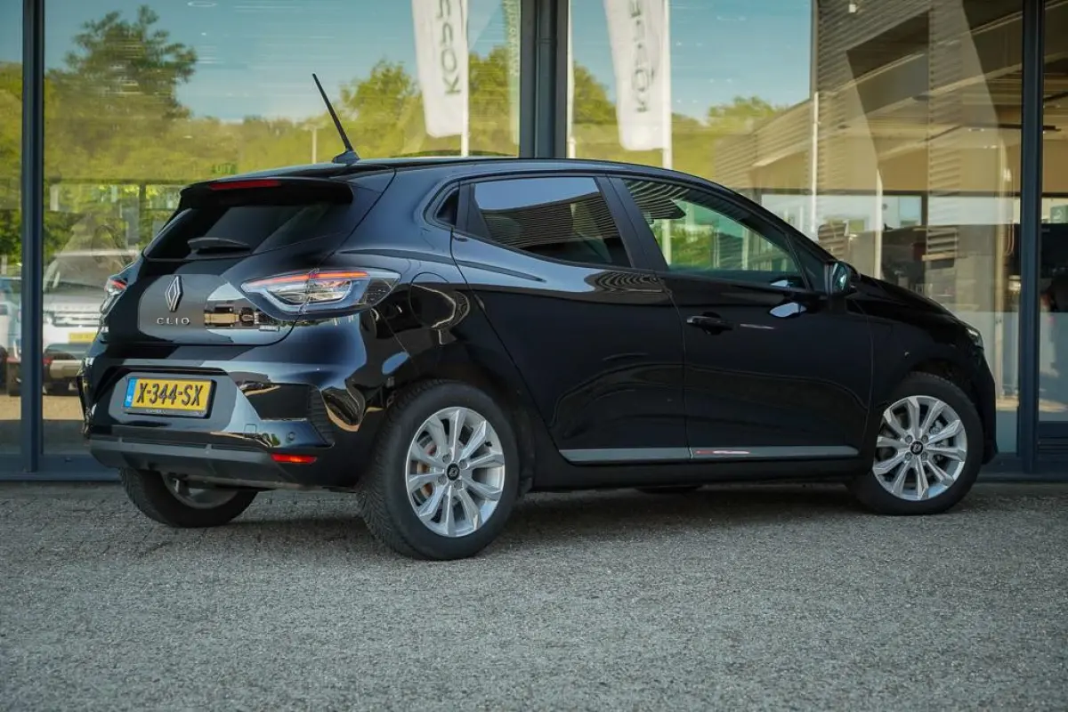1.6 E-Tech Full Hybrid 145 evolution / Pack Look / Incl BTW / Carplay