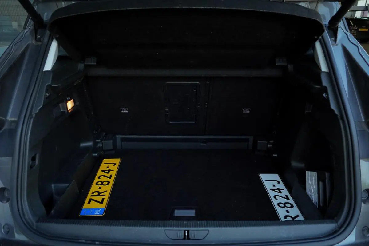 1.2 Turbo Business Executive / Leder / Trekhaak / Stoelverwarming+ventilatie / Riem Vervangen