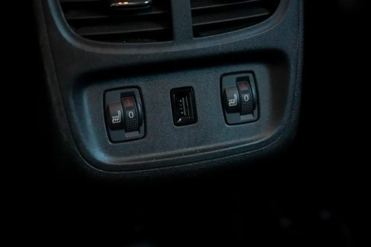 1.2 Turbo Business Executive / Leder / Trekhaak / Stoelverwarming+ventilatie / Riem Vervangen